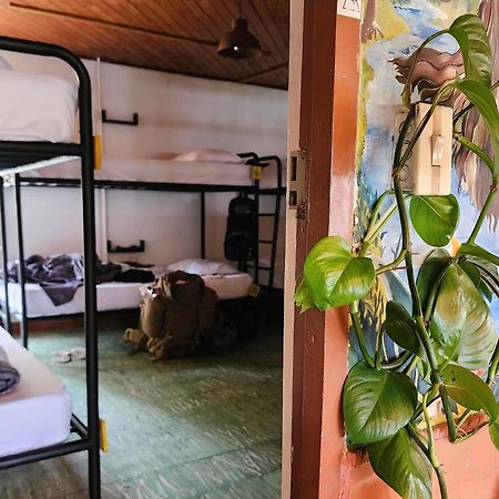 Casa Kayam Art Hostel Coliving Coworking Guatapé Extérieur photo