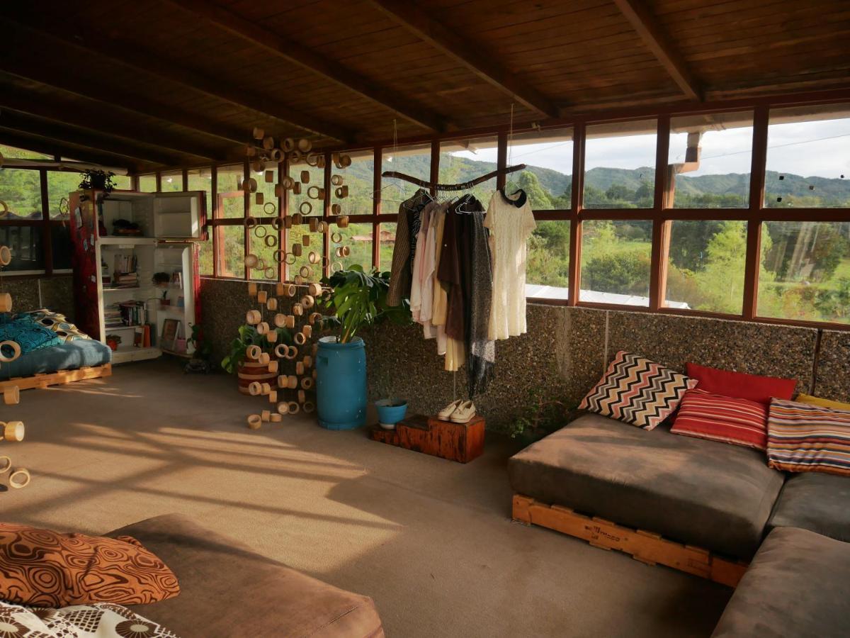 Casa Kayam Art Hostel Coliving Coworking Guatapé Extérieur photo